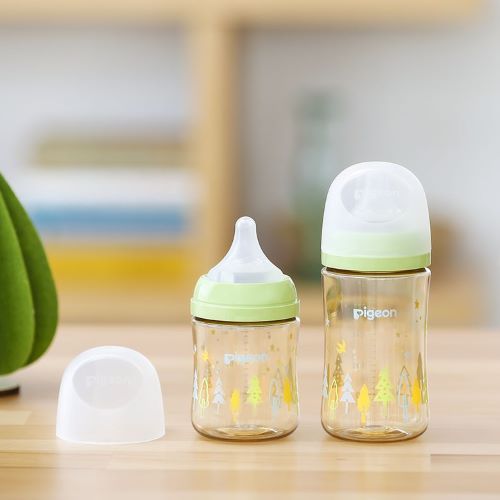 Pigeon Breastfeeding Realization PPSU Plastic Baby Bottle - Tree - 240ml