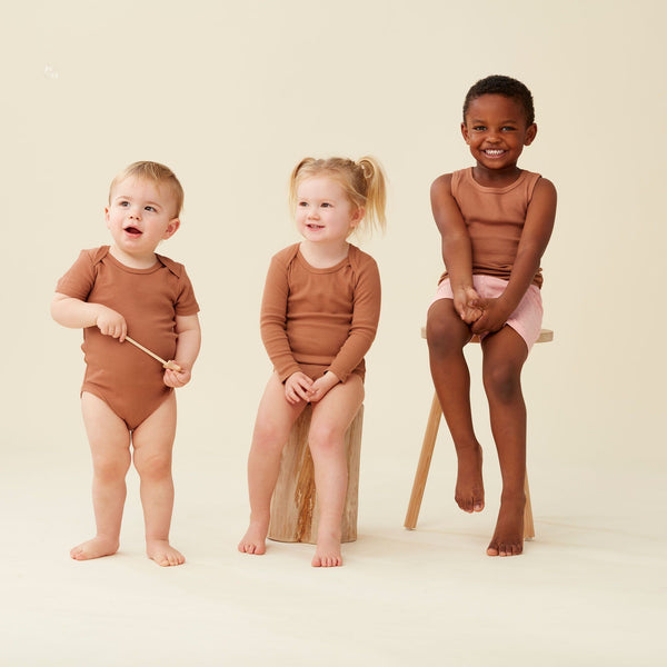 ergoPouch - Bodywear Long Sleeve Bodysuit 0.2 Tog - Chestnut-Panda Kids and Baby