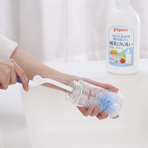 Pigeon - Baby Bottle & Vegetable Washing Liquid Cleanser with a Pump Bottle 800ml - Made in Japan-Panda Kids and Baby