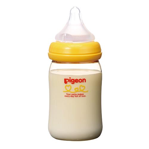 Pigeon - Breastfeeding Baby Bottle Made of Plastic - Yellow/Green - 160ml/240ml-Panda Kids and Baby