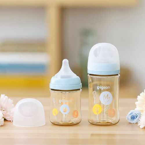 Pigeon - Breastfeeding Realization PPSU Plastic Baby Bottle - Flower -240ml