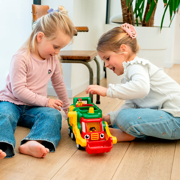 WOW TOYS - Flip n Tip Fred Recycling Rubbish Truck