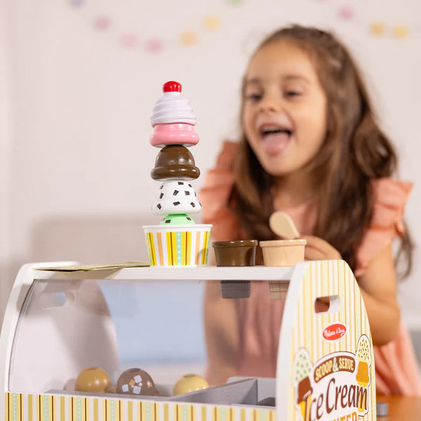 Melissa & Doug - Scoop & Serve Ice Cream Counter