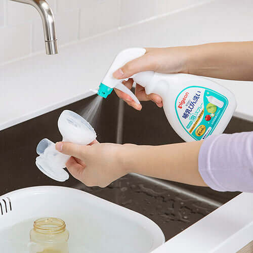 Pigeon - Baby Bottle Washing Easy Foam Spray - 270ml-Panda Kids and Baby