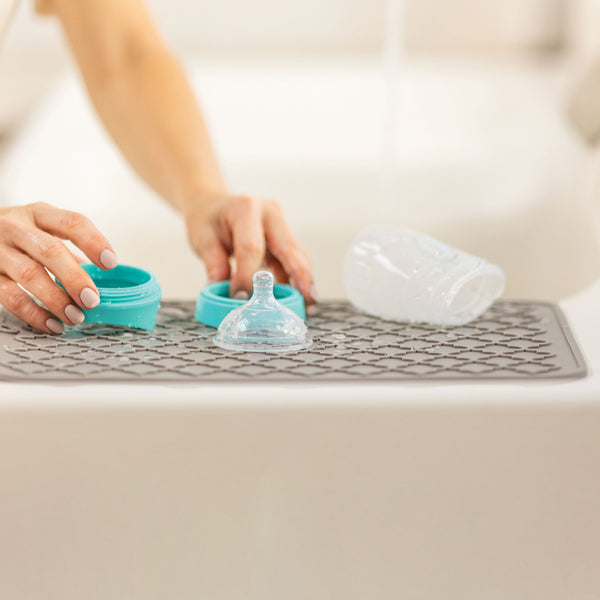 Tiny Twinkle - Silicone Baby Bottle - Mint-Panda Kids and Baby