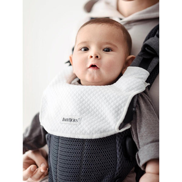 Babybjörn - Bib for Baby Carrier - Fits Baby Carrier Harmony-Panda Kids and Baby