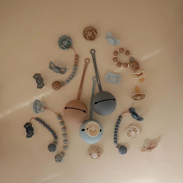 Mushie - Silicone Pacifier Clip - Luna - Dried Thyme-Panda Kids and Baby